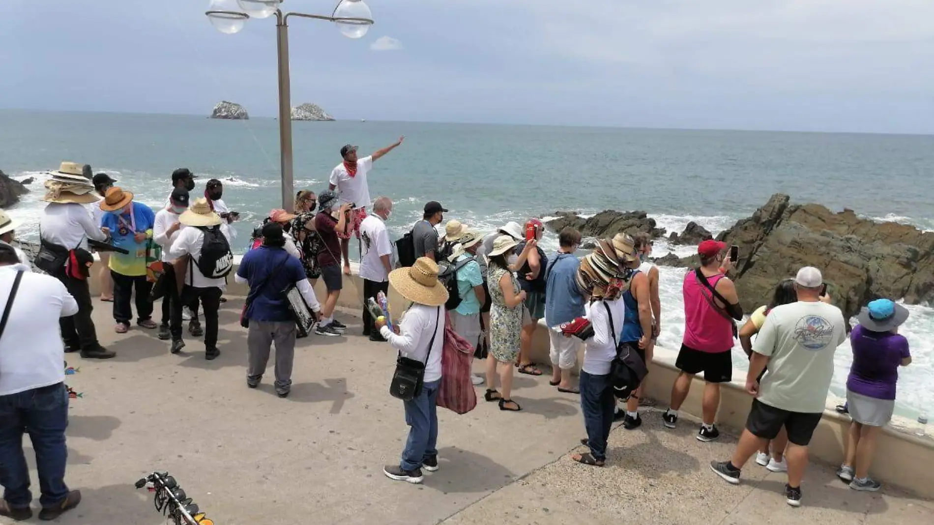 bajaron turistas a mazatlán